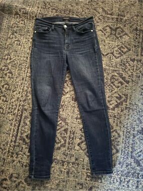 judy blue jeans size 5/27 very stretchy